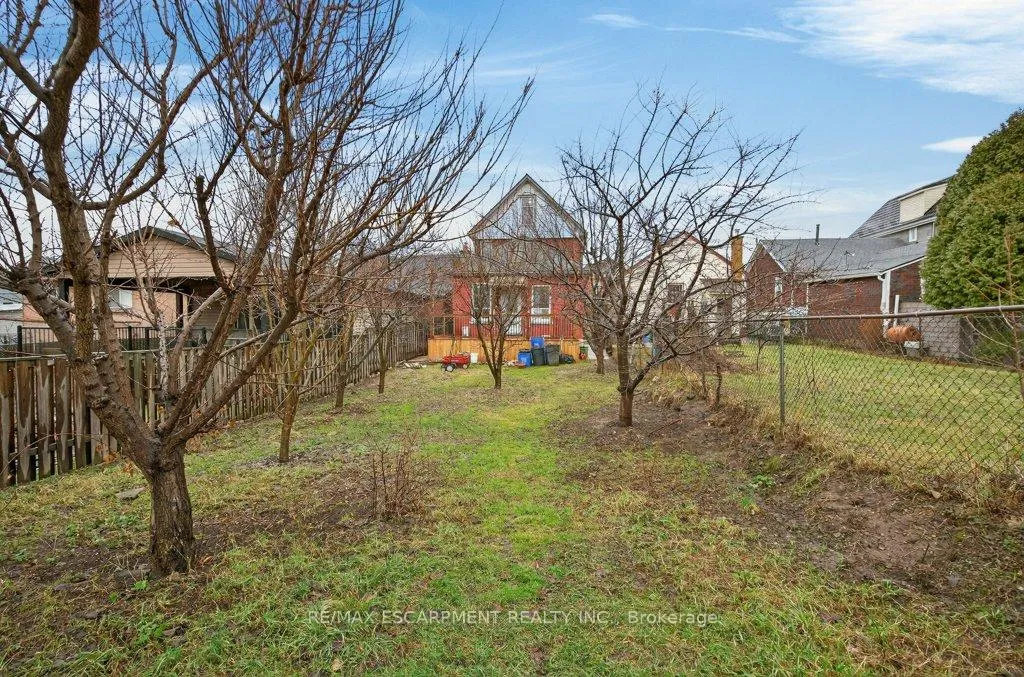 Photo 41 of 523 Catharine Street N, Hamilton, North End — HOMEH