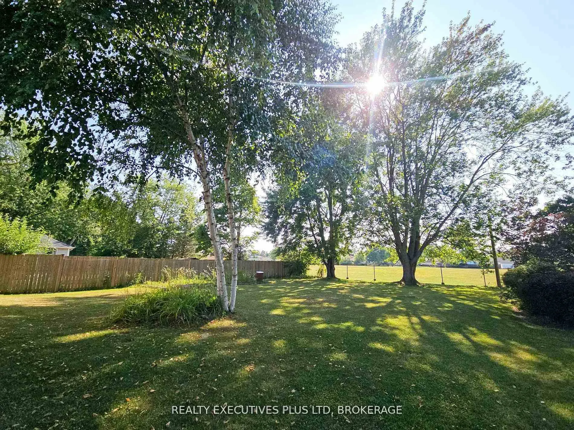 Photo 20 of 99 Carlton Avenue, Welland, N. Welland — HOMEH