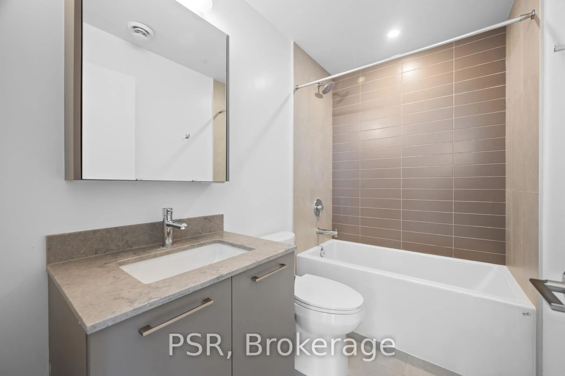 Photo 12 of Unit 1909, 101 Roehampton Avenue, Toronto, Mount Pleasant West — HOMEH