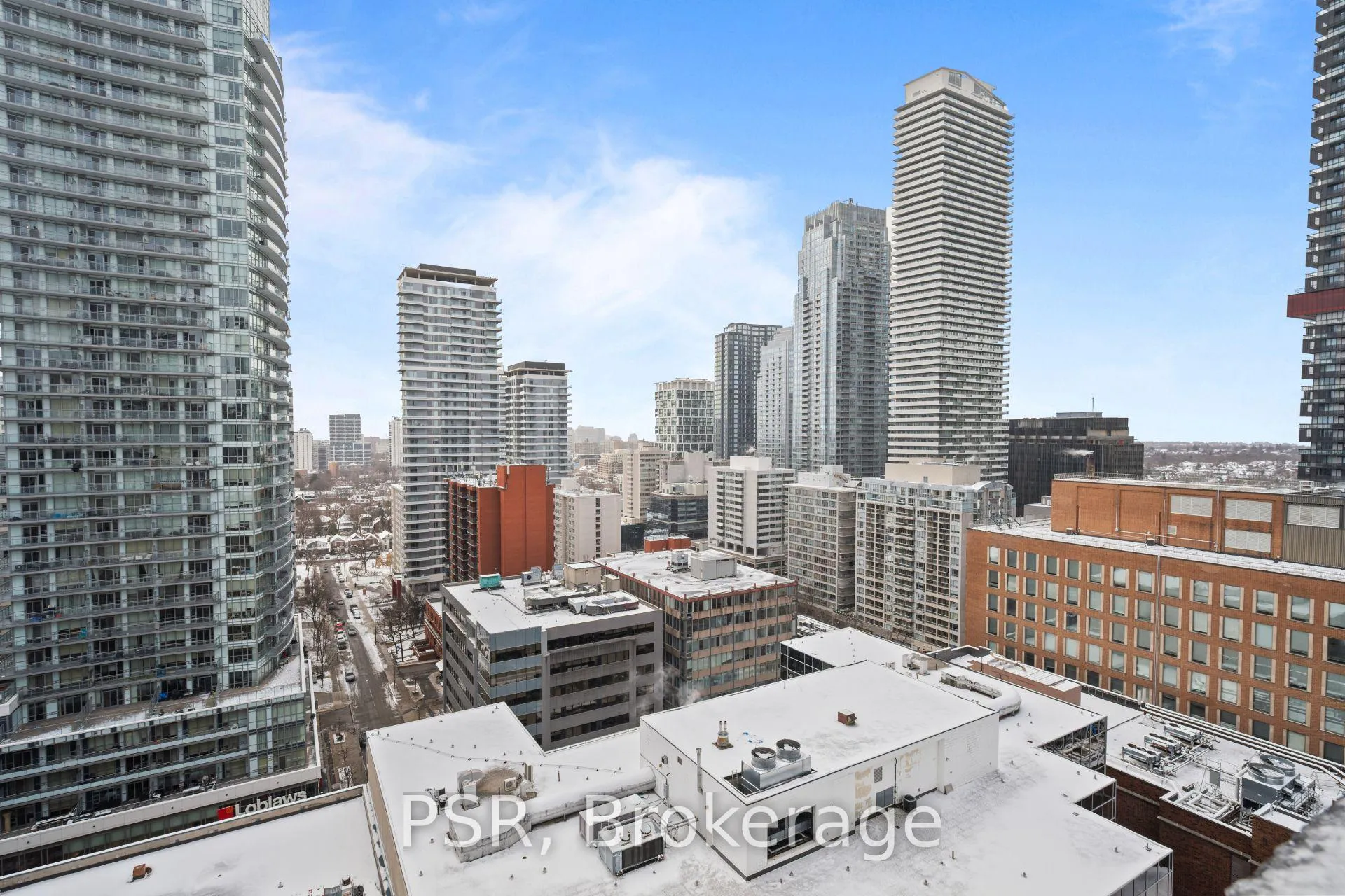 Photo 15 of Unit 1909, 101 Roehampton Avenue, Toronto, Mount Pleasant West — HOMEH
