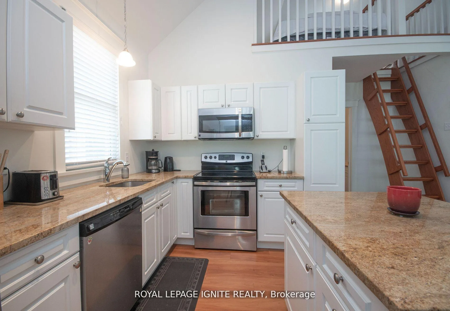 Photo 23 of Unit 208, 19 Summer Village Lane, Prince Edward County, Athol — HOMEH