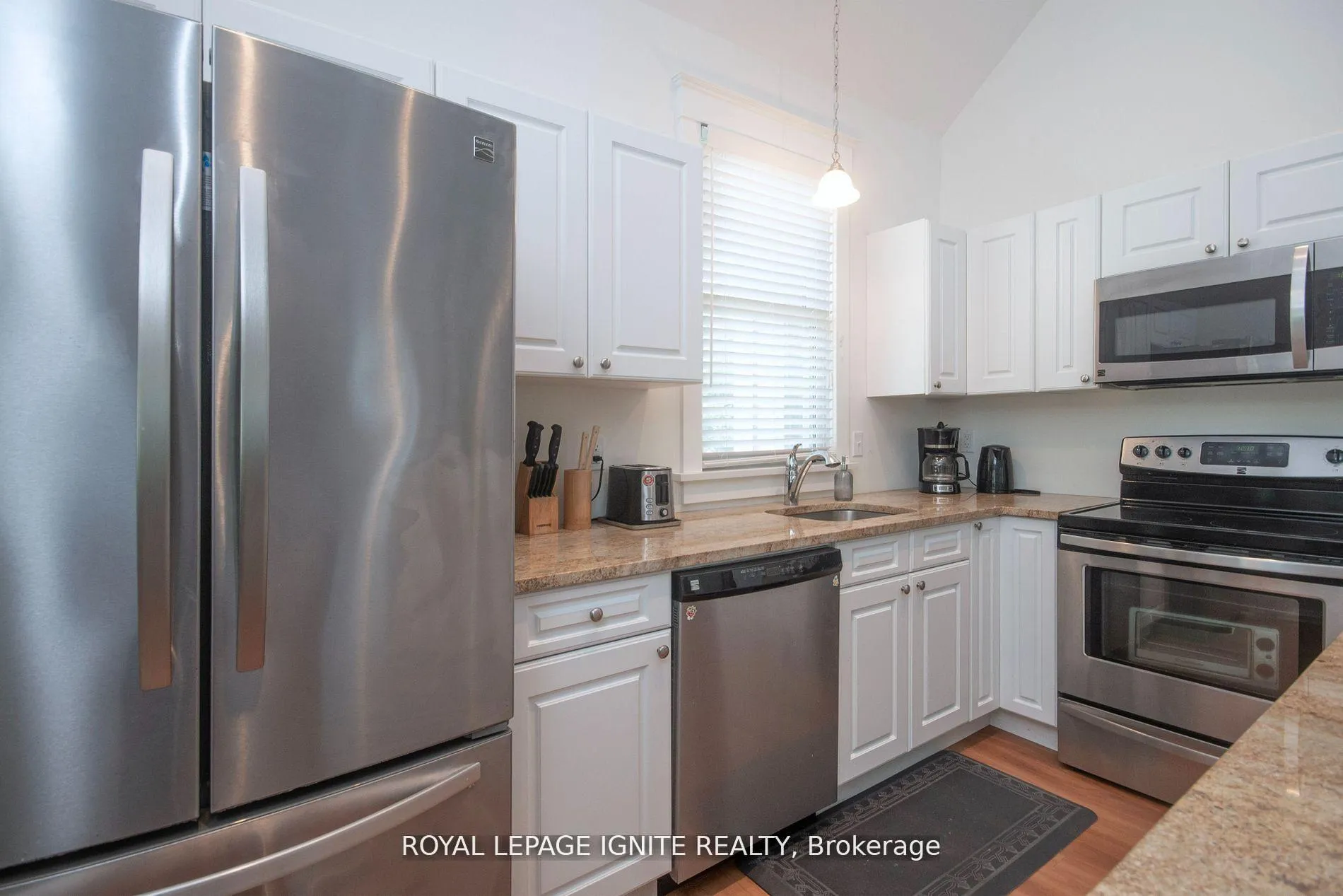 Photo 38 of Unit 208, 19 Summer Village Lane, Prince Edward County, Athol — HOMEH