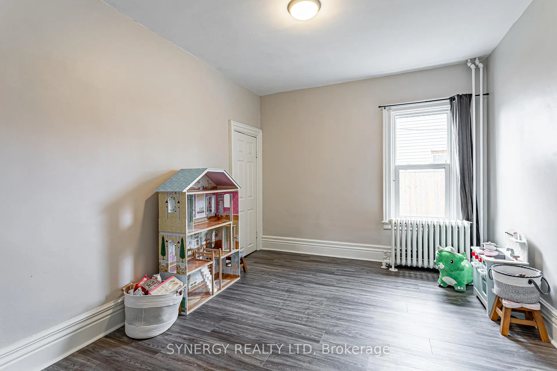 Photo 15 of 275 Cromwell Street, Sarnia — HOMEH
