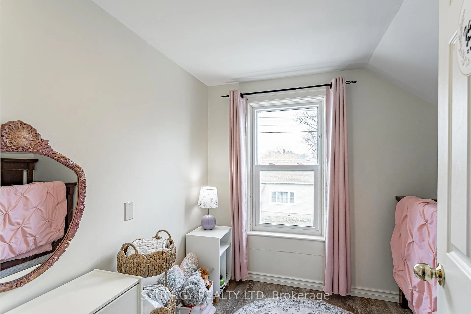 Photo 25 of 275 Cromwell Street, Sarnia — HOMEH