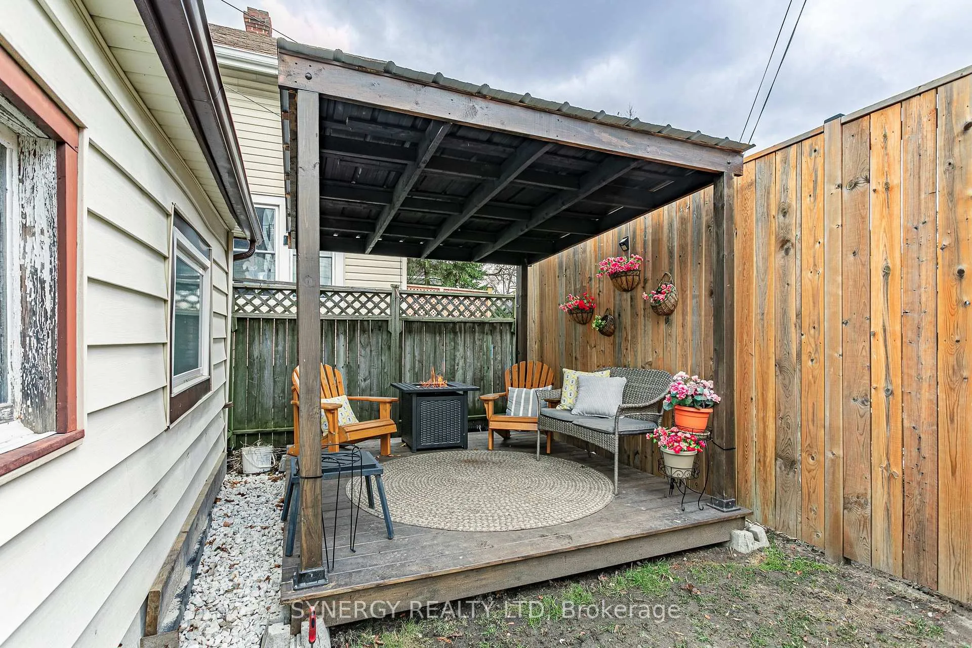 Photo 32 of 275 Cromwell Street, Sarnia — HOMEH