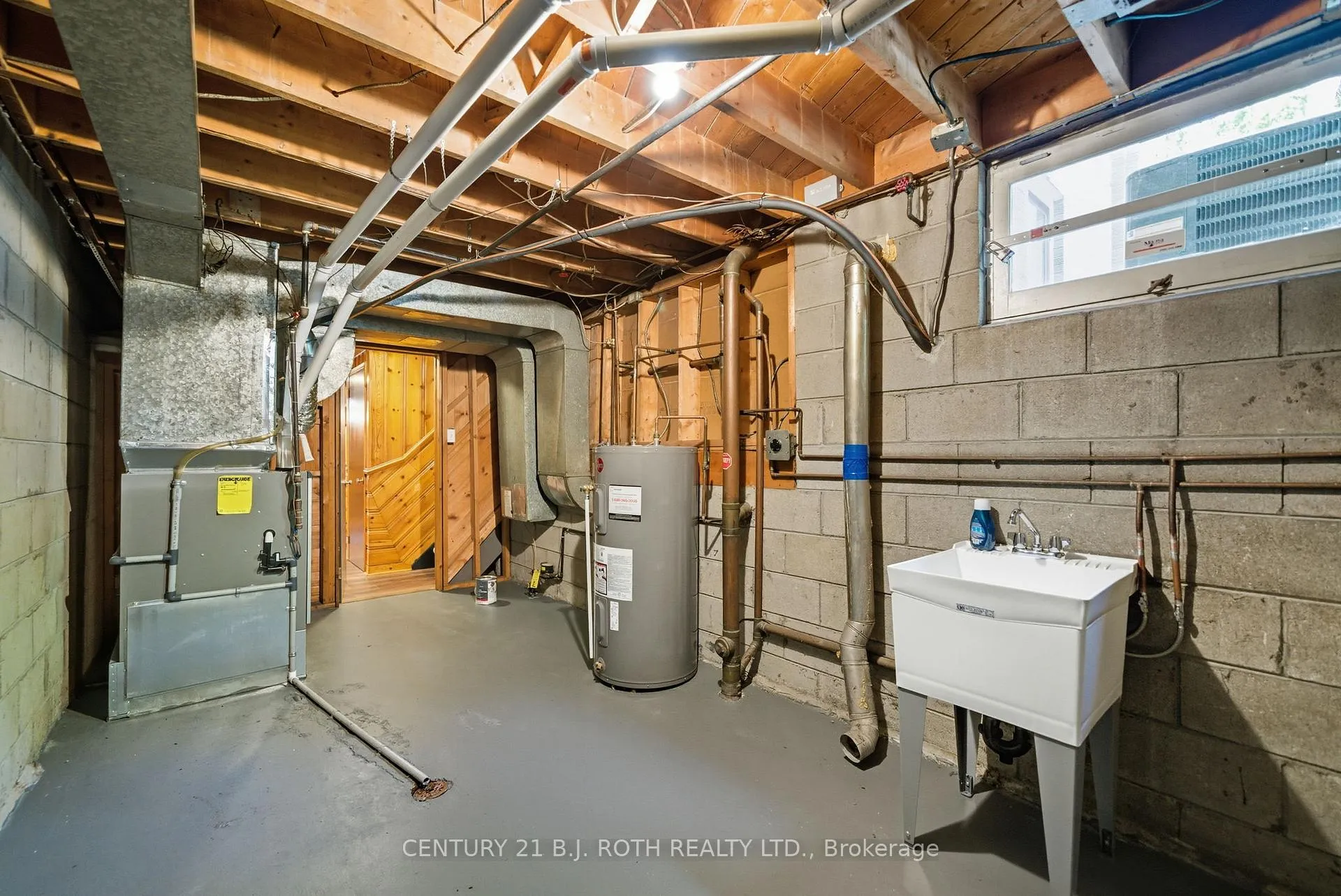 Photo 18 of 56 Weatherstone Crescent, North York, Bayview Woods-Steeles — HOMEH