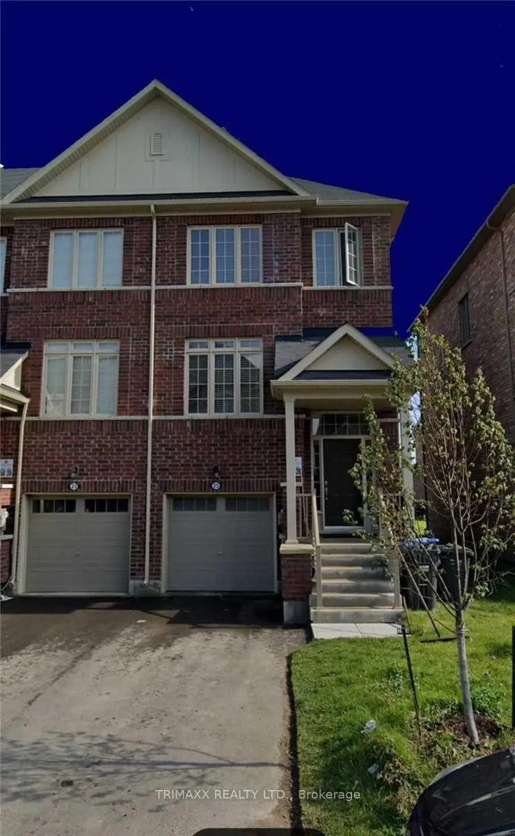 Front of 25 Agava Street