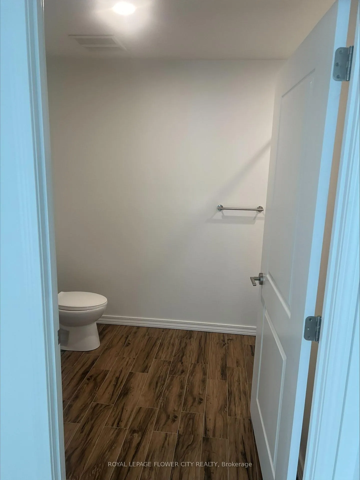 Photo 6 of Unit 413, 191 Elmira Drive S, Guelph, Willow West/Sugarbush/West Acres — HOMEH