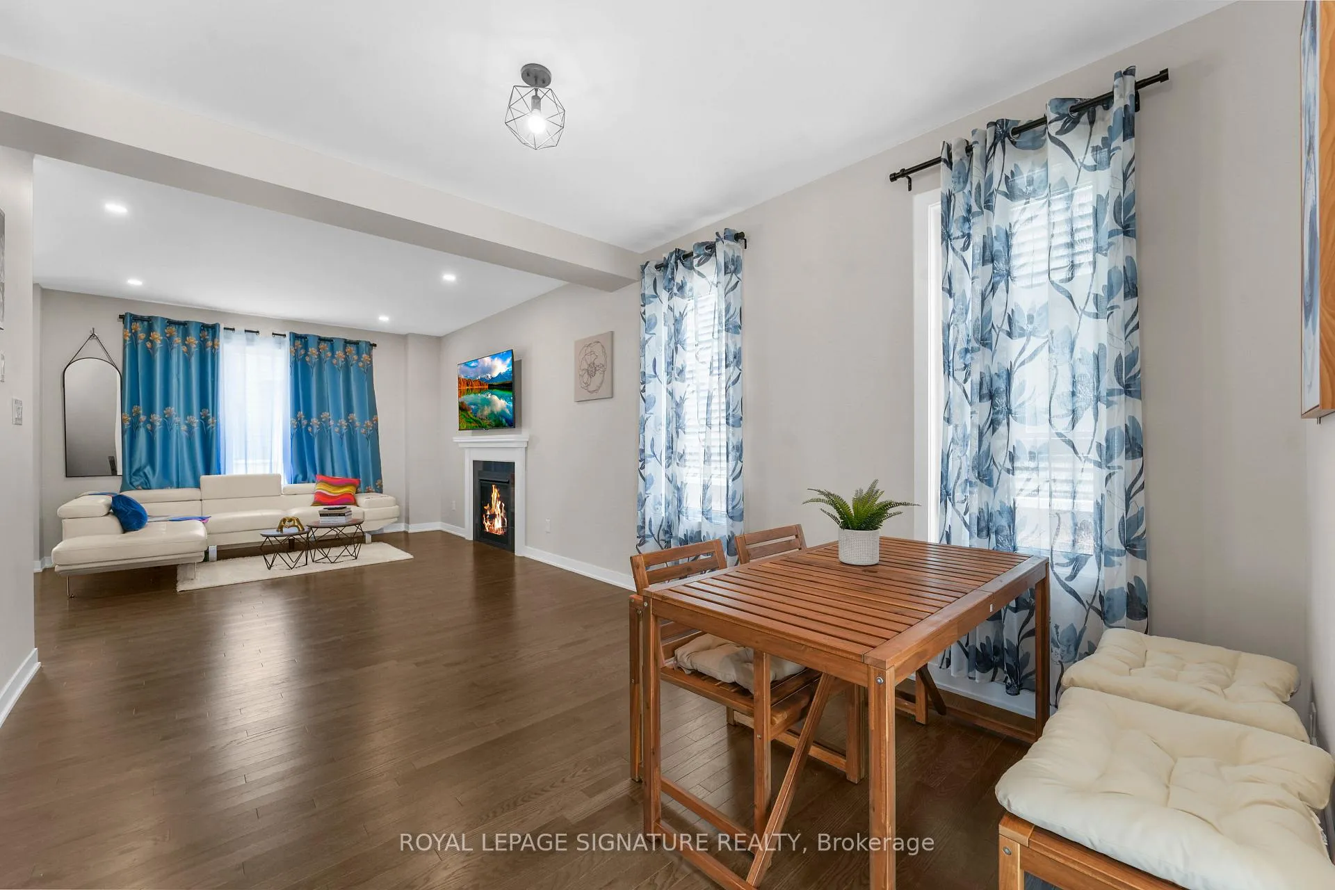 Photo 5 of 280 Sapling Grove S, Ottawa, Barrhaven - Heritage Park — HOMEH