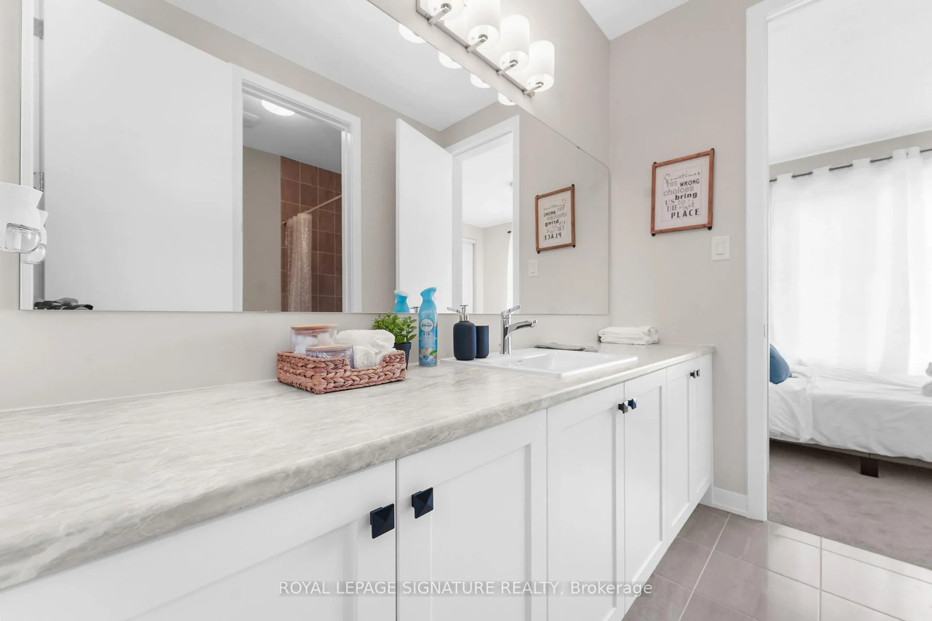 Photo 18 of 280 Sapling Grove S, Ottawa, Barrhaven - Heritage Park — HOMEH