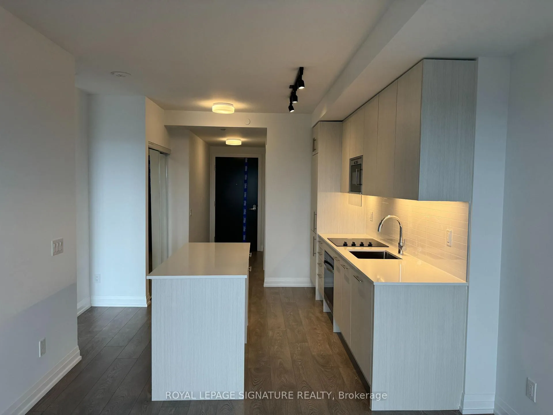Photo 7 of Unit 2711, 286 Main Street, Toronto, East End-Danforth — HOMEH