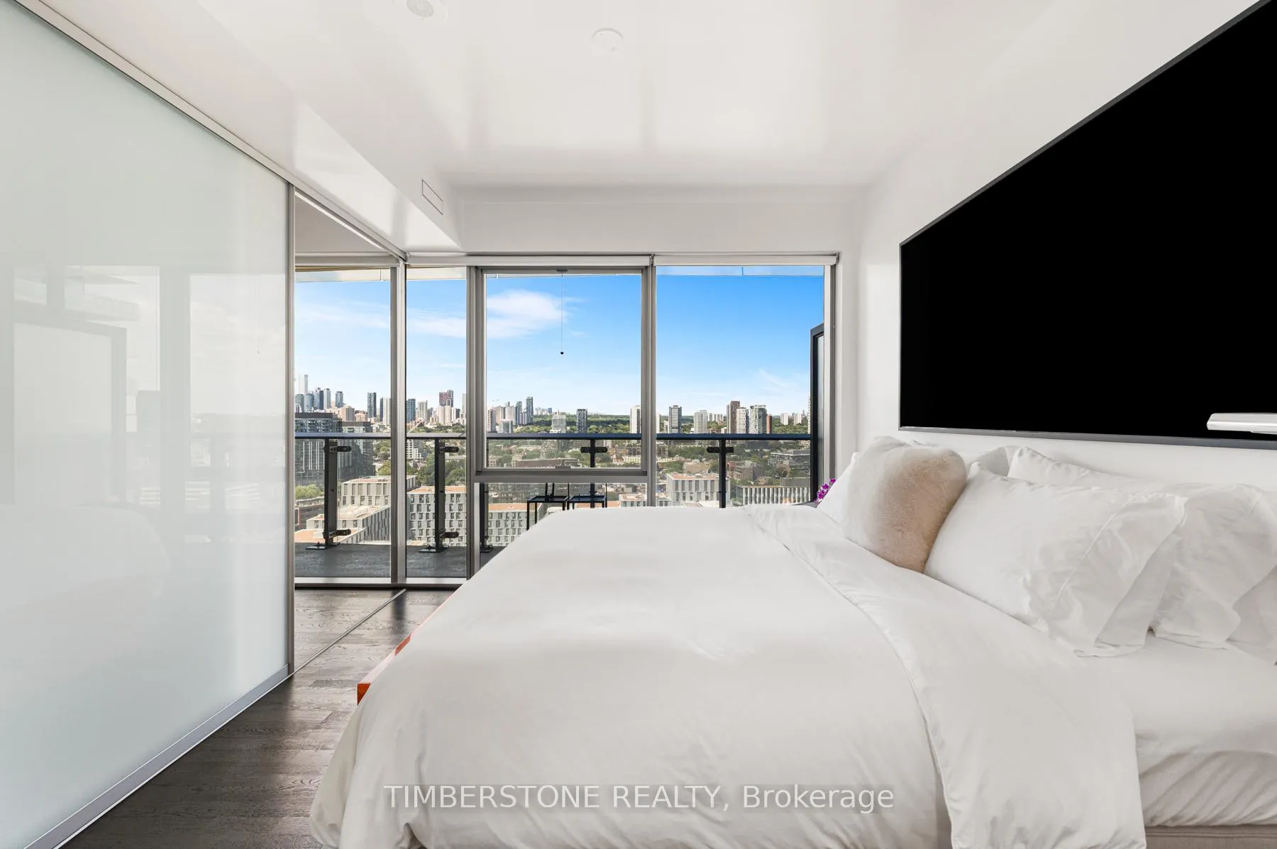 Photo 14 of Unit 2602, 70 Distillery Lane, Toronto, Waterfront Communities — HOMEH