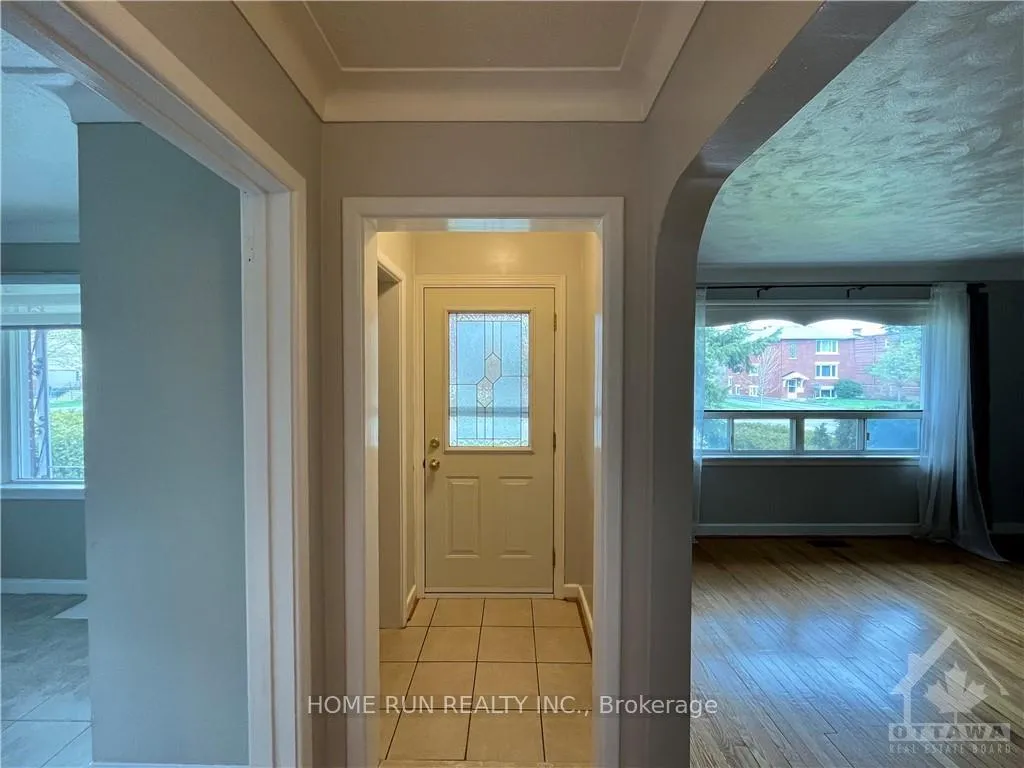 Photo 2 of 98 Donald Street, Ottawa, Overbrook — HOMEH