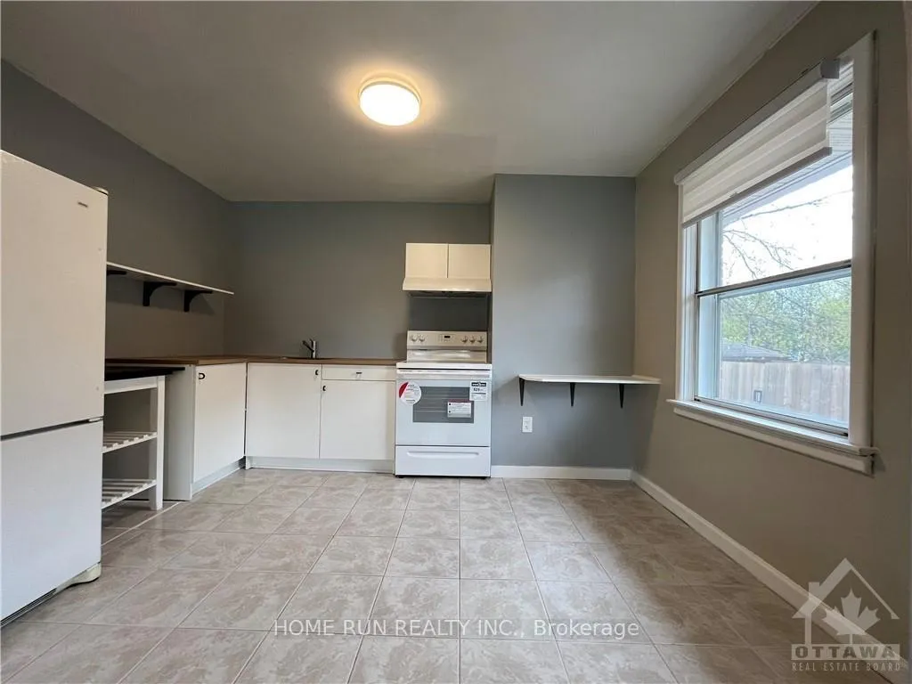 Photo 9 of 98 Donald Street, Ottawa, Overbrook — HOMEH