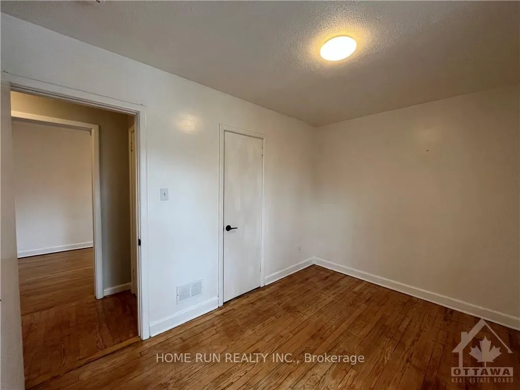 Photo 16 of 98 Donald Street, Ottawa, Overbrook — HOMEH