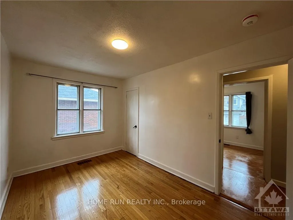 Photo 19 of 98 Donald Street, Ottawa, Overbrook — HOMEH
