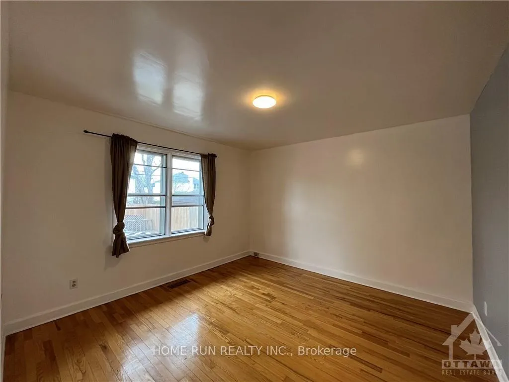 Photo 23 of 98 Donald Street, Ottawa, Overbrook — HOMEH