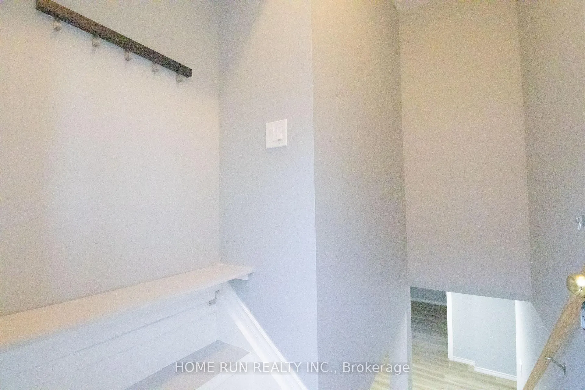 Photo 31 of 98 Donald Street, Ottawa, Overbrook — HOMEH