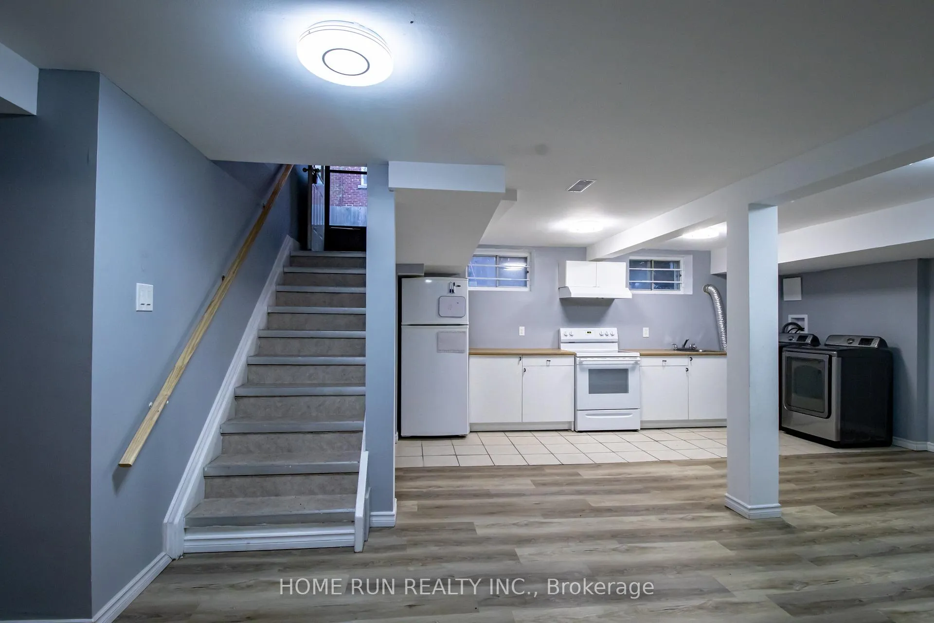Photo 32 of 98 Donald Street, Ottawa, Overbrook — HOMEH