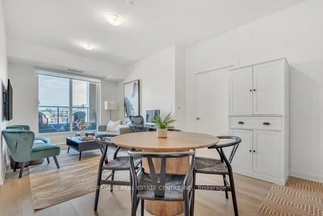 Photo 5 of Unit 207, 1440 Clarriage Court, Milton, Ford — HOMEH
