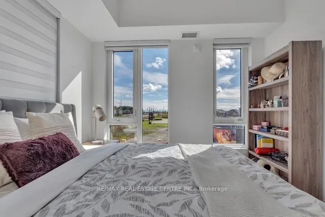 Photo 13 of Unit 207, 1440 Clarriage Court, Milton, Ford — HOMEH