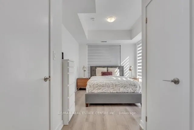 Photo 18 of Unit 207, 1440 Clarriage Court, Milton, Ford — HOMEH