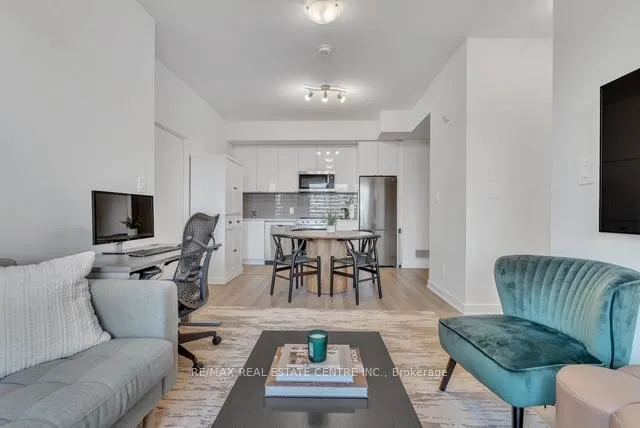 Photo 20 of Unit 207, 1440 Clarriage Court, Milton, Ford — HOMEH