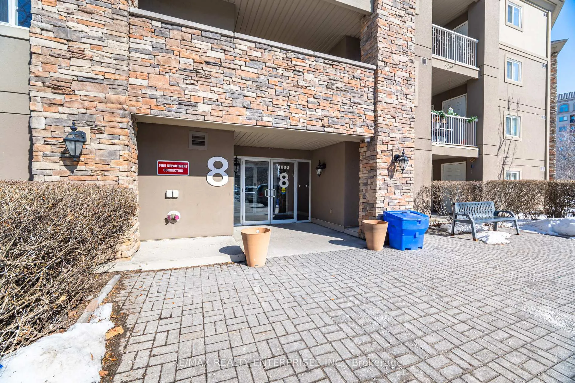 Photo 2 of Unit 1420, 8 Dayspring Circle, Brampton, Goreway Drive Corridor — HOMEH