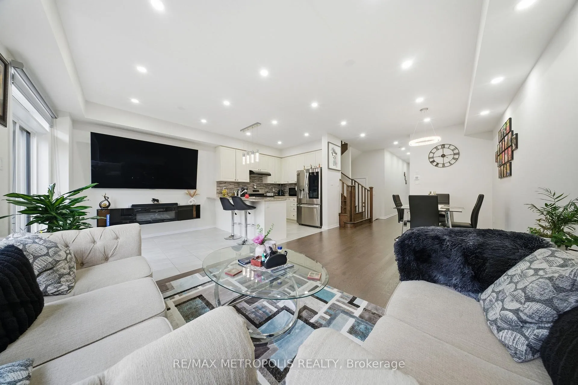 Photo 5 of 408 Blackburn Drive, Brantford, Shellard Lane — HOMEH