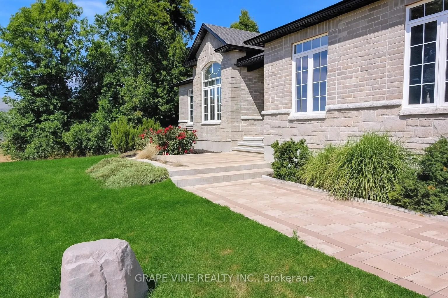 Photo 3 of 138 Ashton Creek Crescent, Beckwith, Beckwith Twp — HOMEH