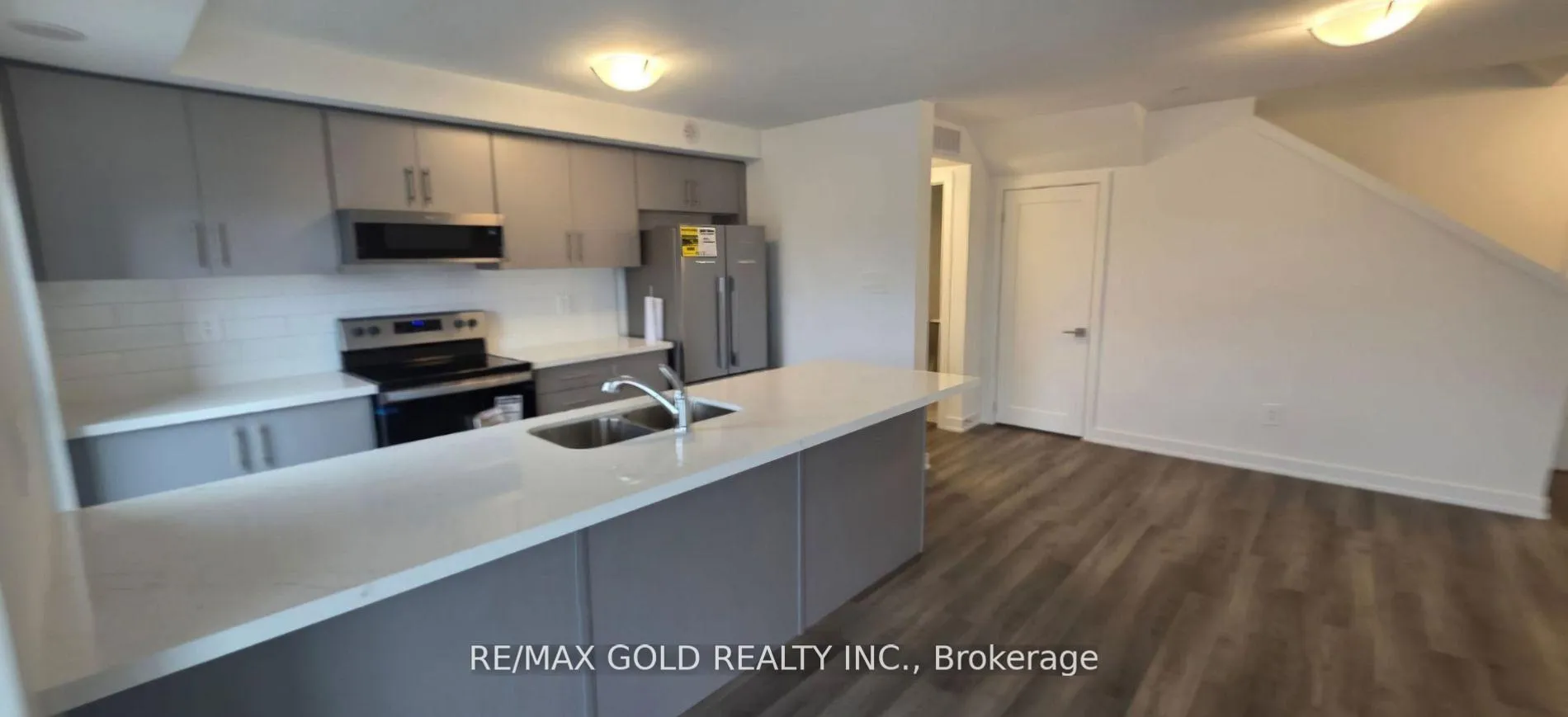 Photo 10 of Unit 12, 65 Romilly Drive N, Brampton, Northwest Brampton — HOMEH