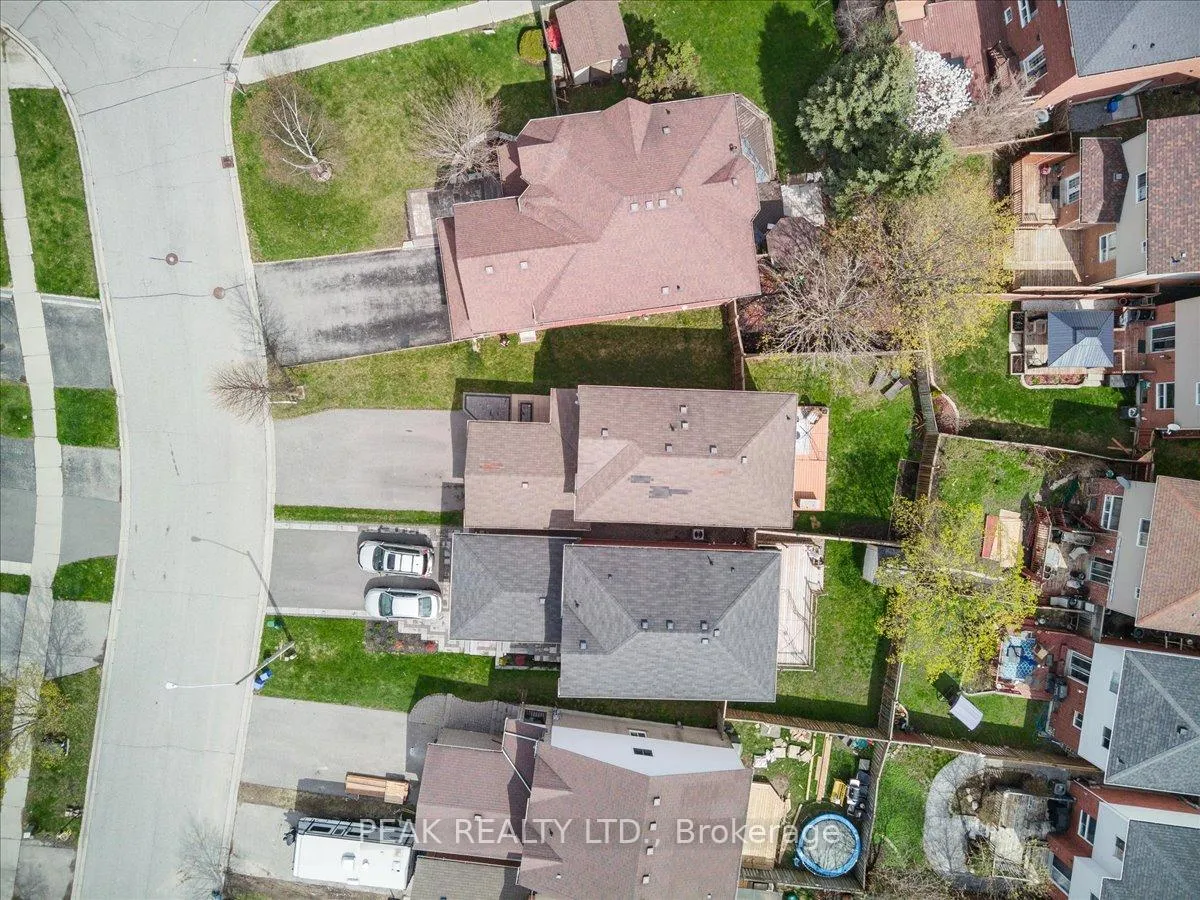 Photo 41 of 80 Fry Crescent, Clarington, Bowmanville — HOMEH