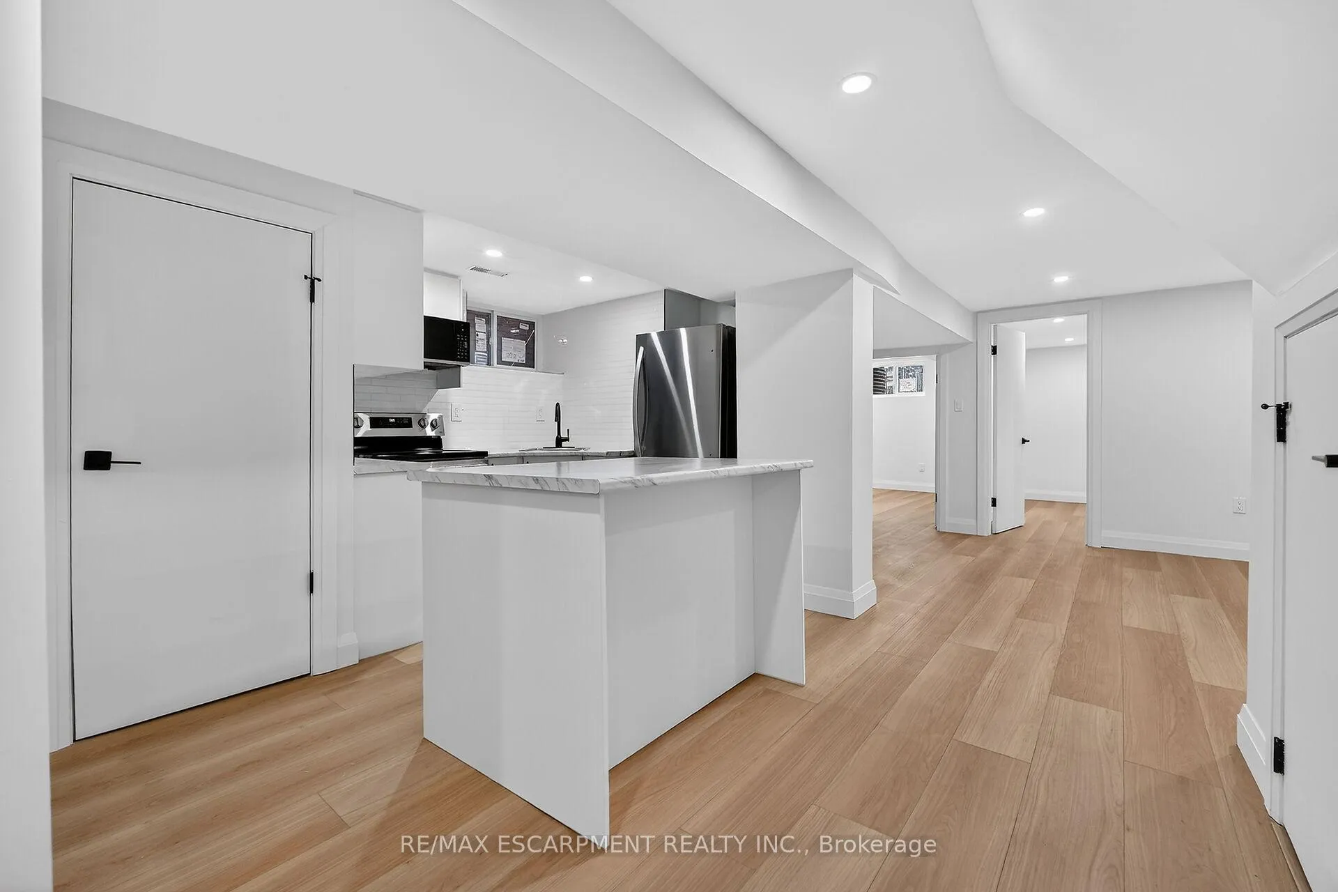 Photo 28 of 7 Crosthwaite Avenue S, Hamilton, Bartonville — HOMEH