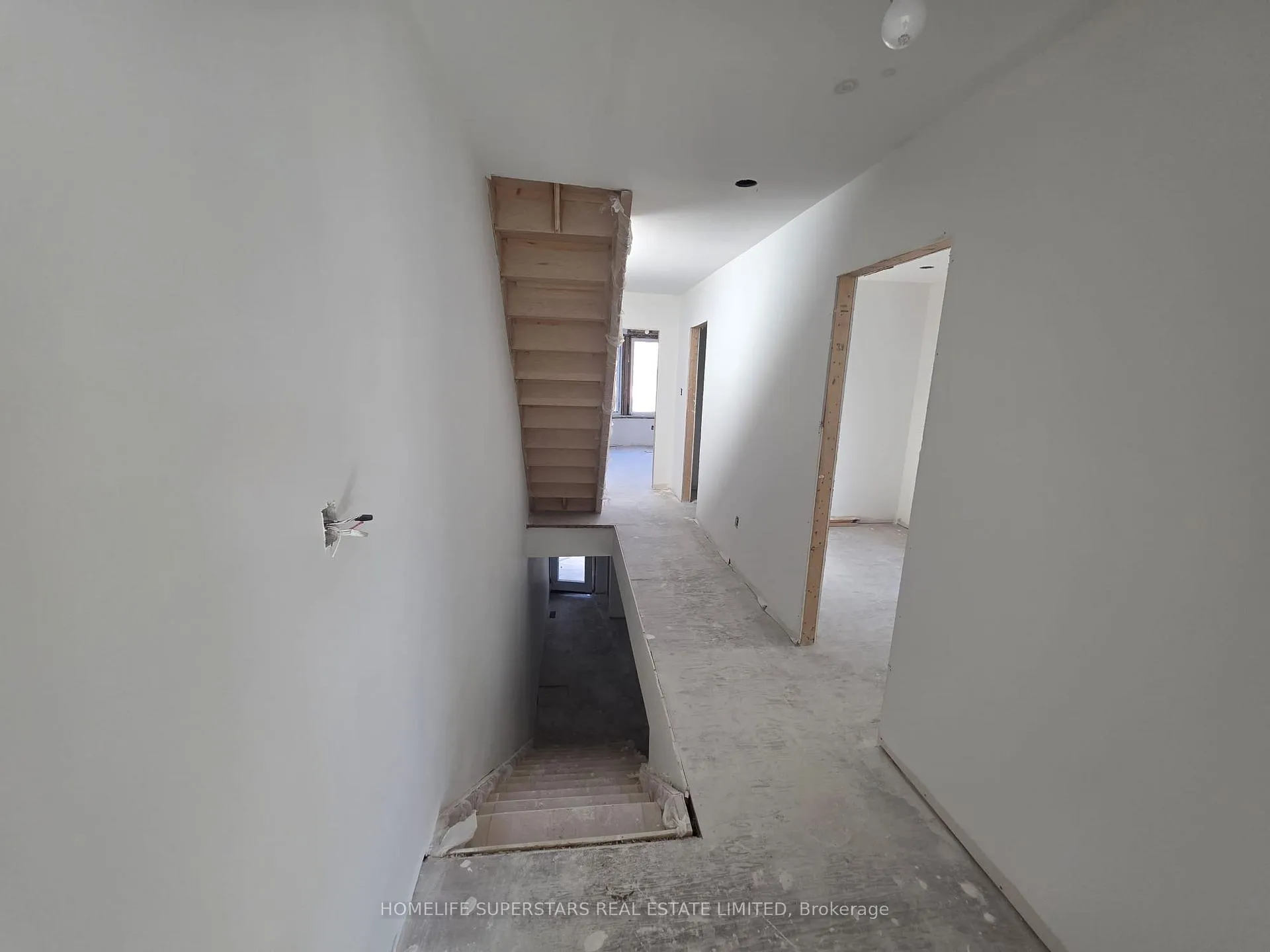 Photo 3 of 182 A Jones Avenue, Toronto, South Riverdale — HOMEH