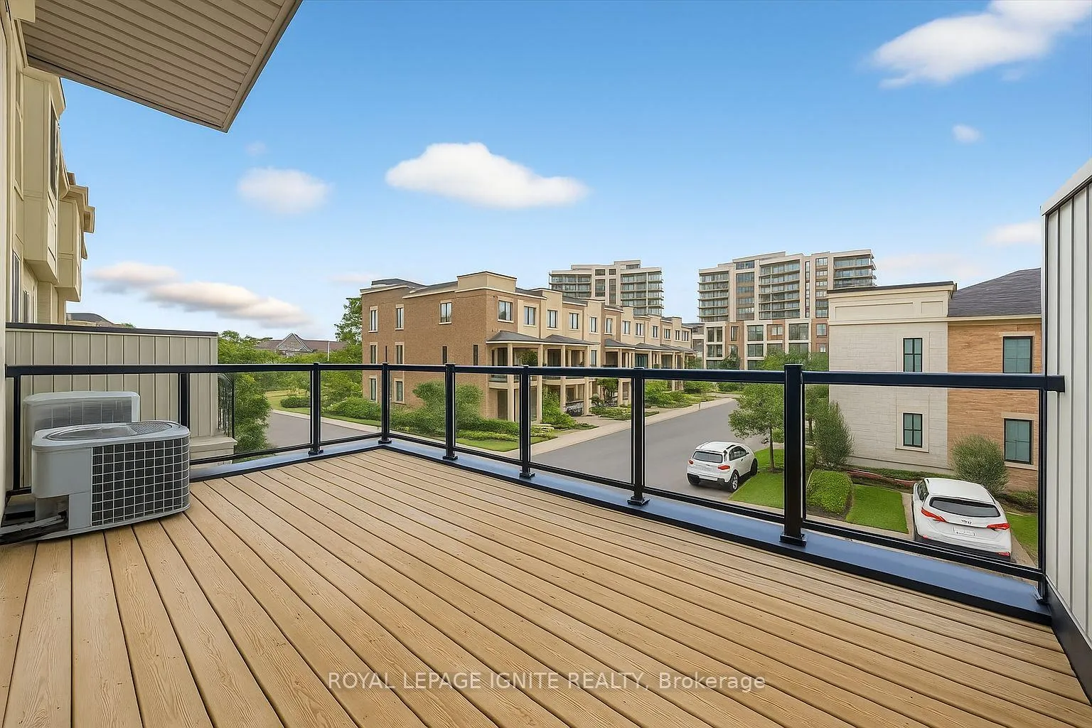 Photo 17 of 37 Prince William Boulevard, Clarington, Bowmanville — HOMEH