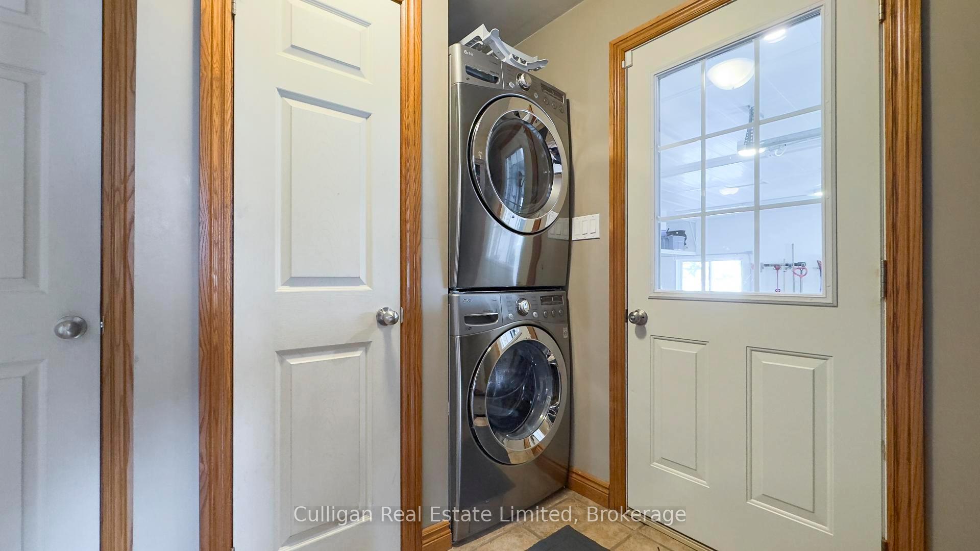 Photo 5 of 74132 Kippen Road, Huron East, Tuckersmith — HOMEH