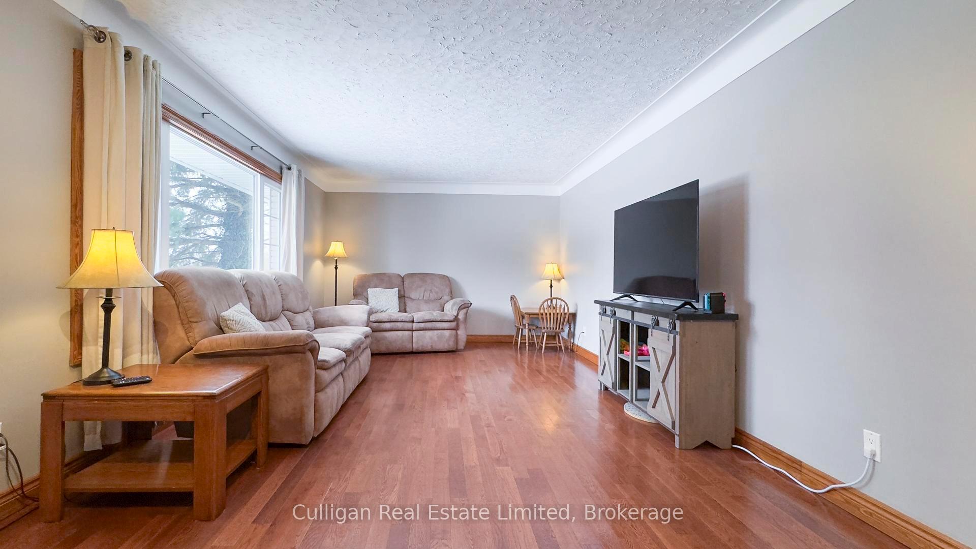 Photo 13 of 74132 Kippen Road, Huron East, Tuckersmith — HOMEH