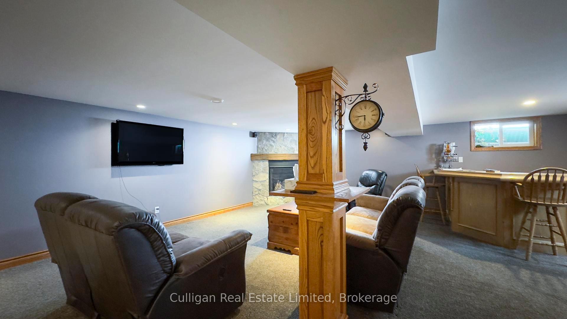 Photo 25 of 74132 Kippen Road, Huron East, Tuckersmith — HOMEH