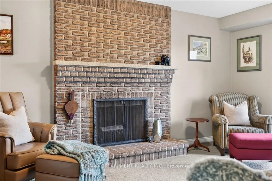Photo 19 of 2378 Arnold Crescent, Burlington, Brant Hills — HOMEH