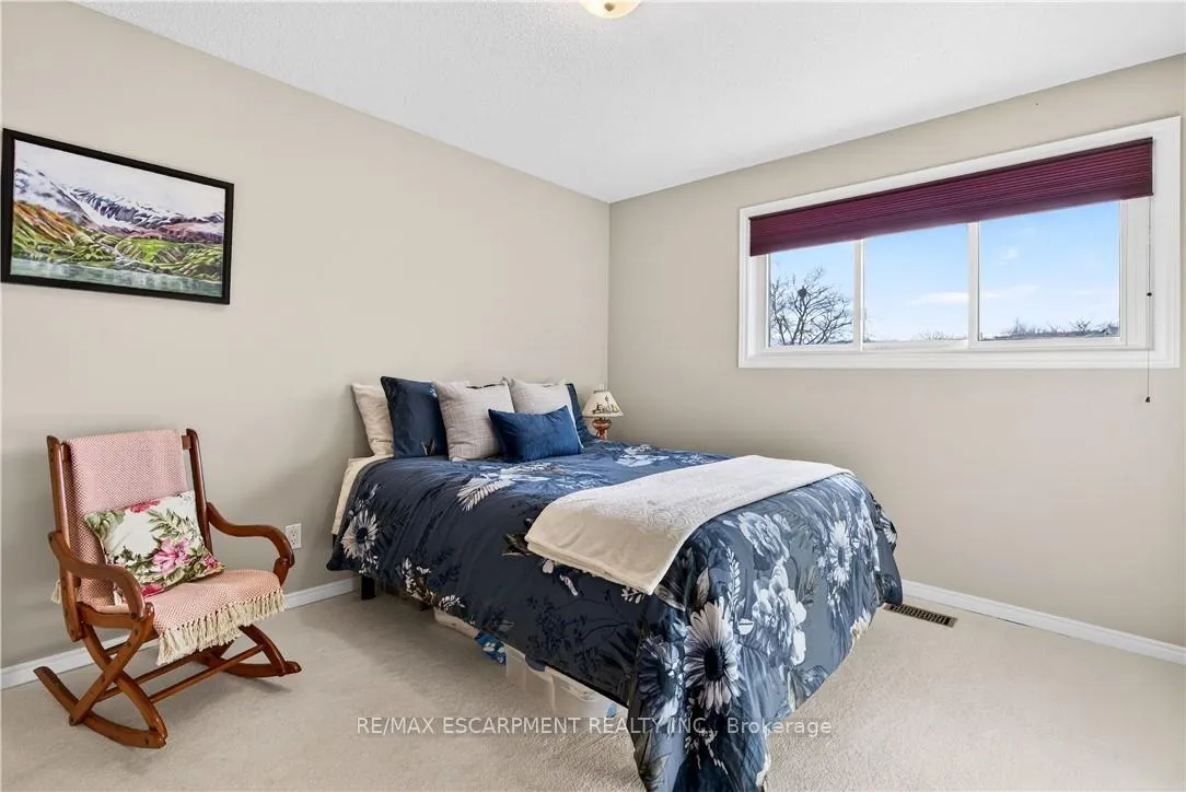 Photo 29 of 2378 Arnold Crescent, Burlington, Brant Hills — HOMEH