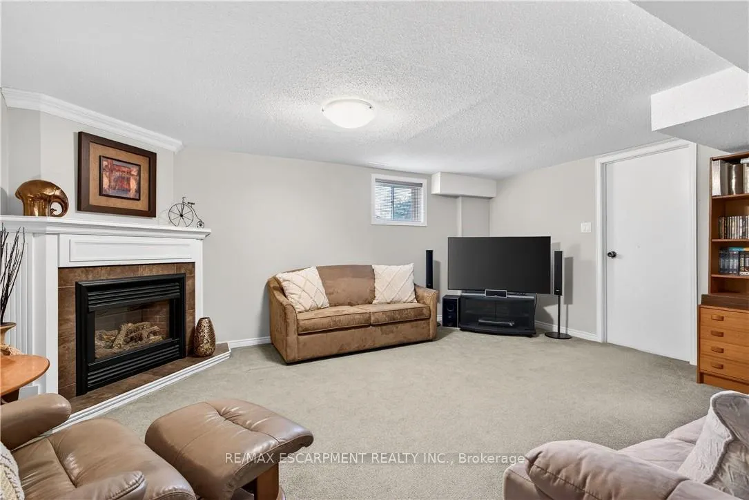 Photo 33 of 2378 Arnold Crescent, Burlington, Brant Hills — HOMEH