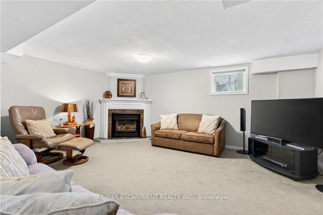 Photo 34 of 2378 Arnold Crescent, Burlington, Brant Hills — HOMEH