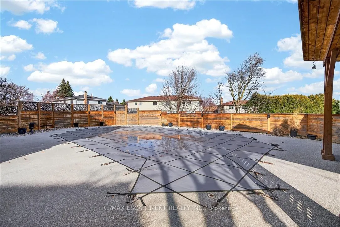 Photo 44 of 2378 Arnold Crescent, Burlington, Brant Hills — HOMEH