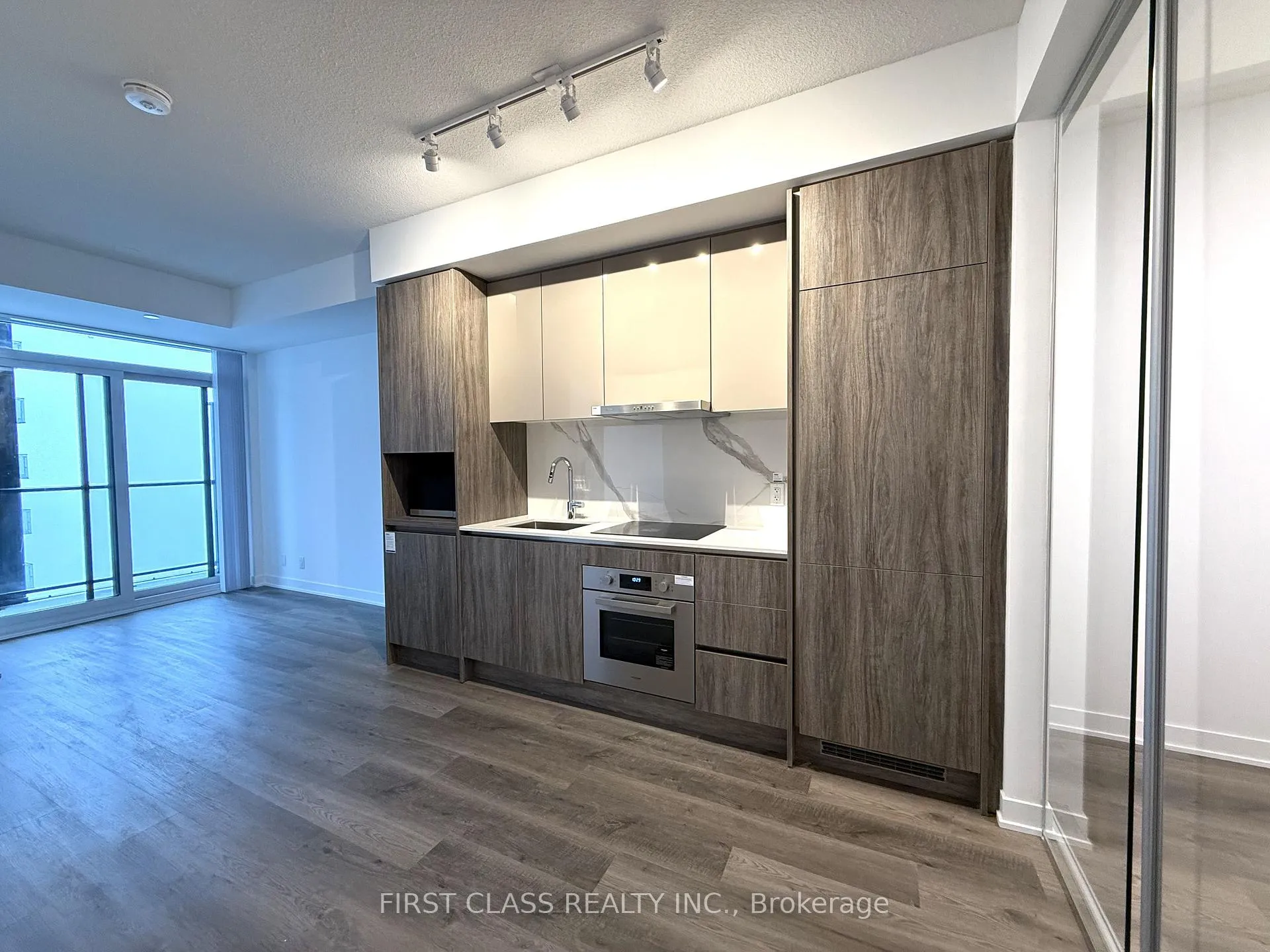 Photo 4 of Unit 2809, 180 Front Street E, Toronto, Moss Park — HOMEH