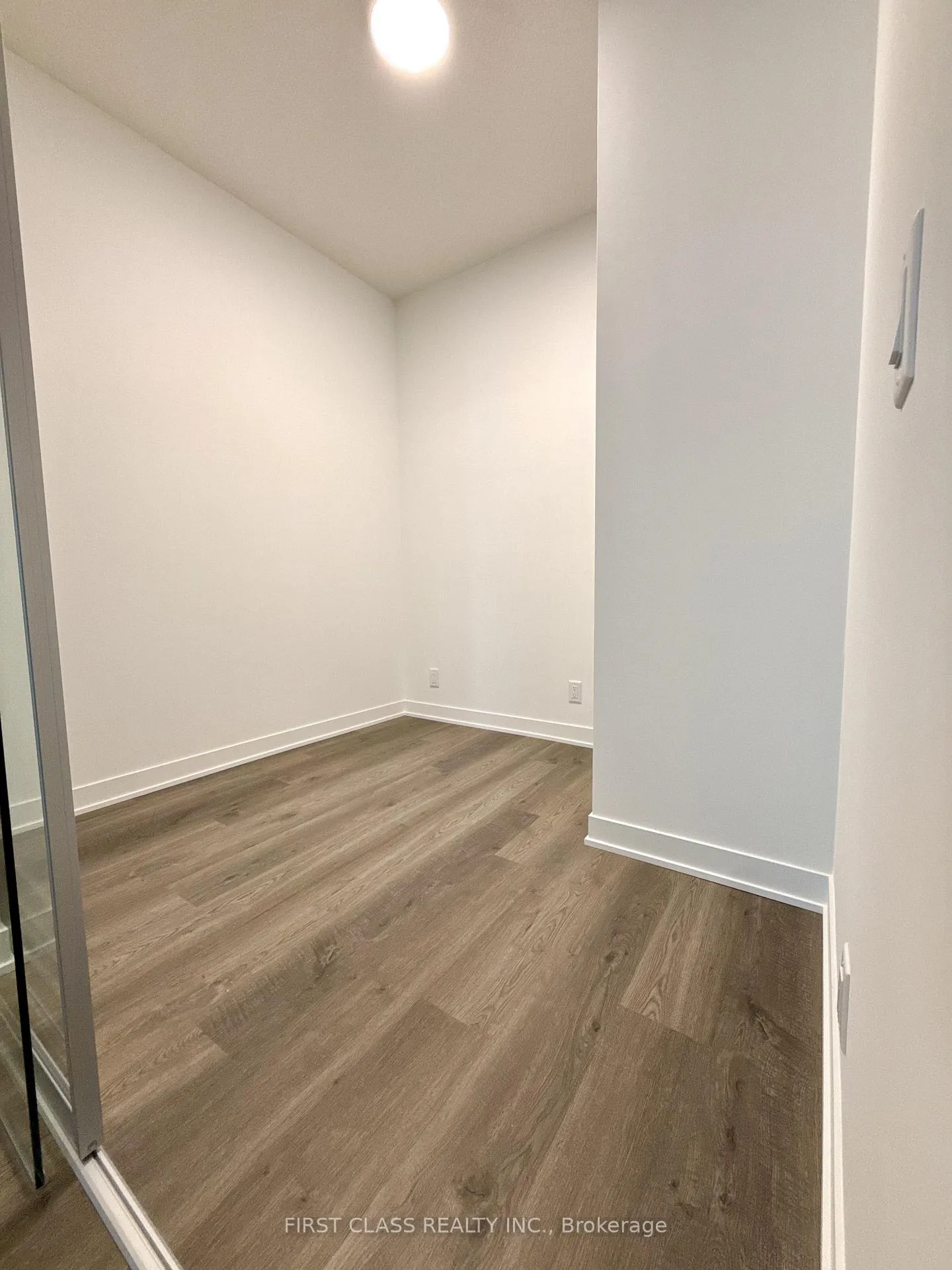 Photo 7 of Unit 2809, 180 Front Street E, Toronto, Moss Park — HOMEH