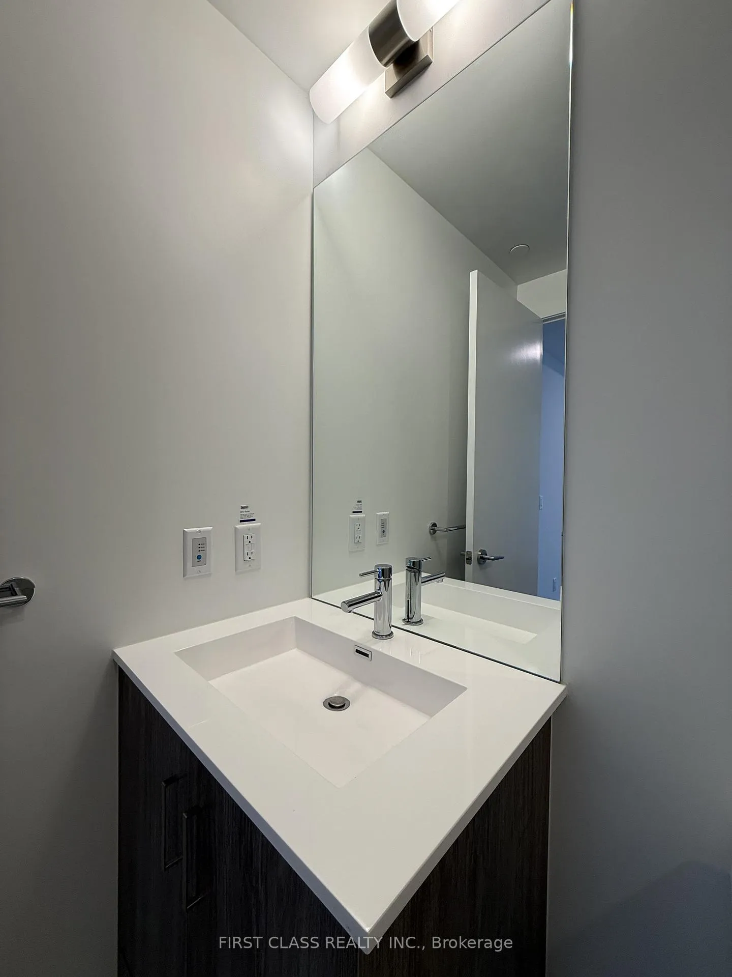 Photo 9 of Unit 2809, 180 Front Street E, Toronto, Moss Park — HOMEH