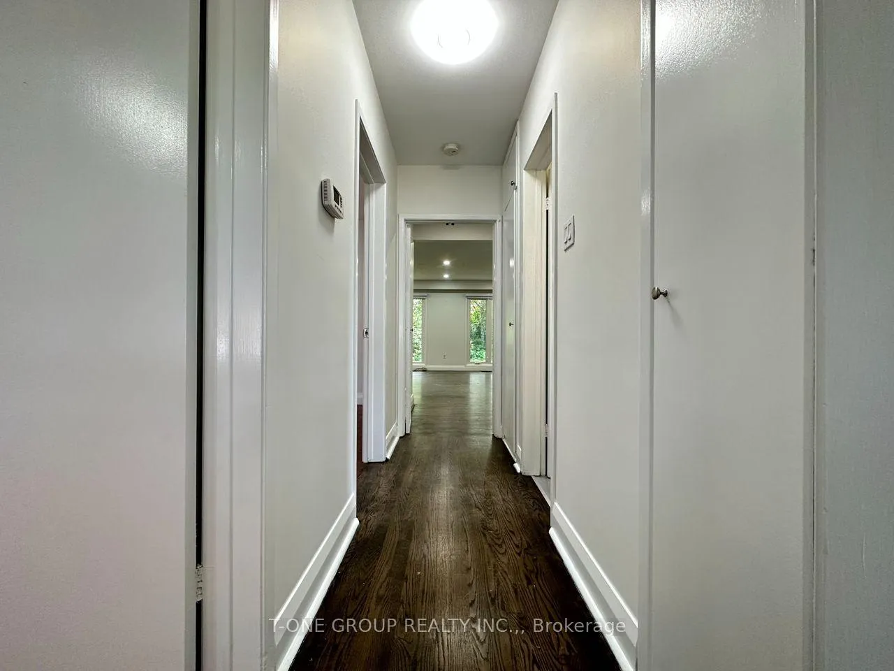 Photo 6 of Unit UPPER, 9 Wigmore Drive, North York, Victoria Village — HOMEH