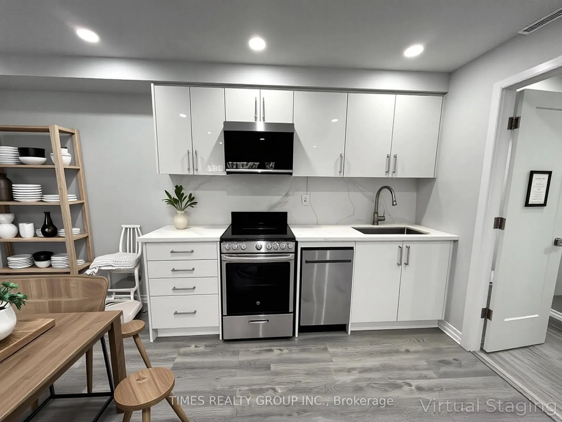 Photo 6 of Unit 207, 15 Walmer Road, Toronto, The Annex — HOMEH