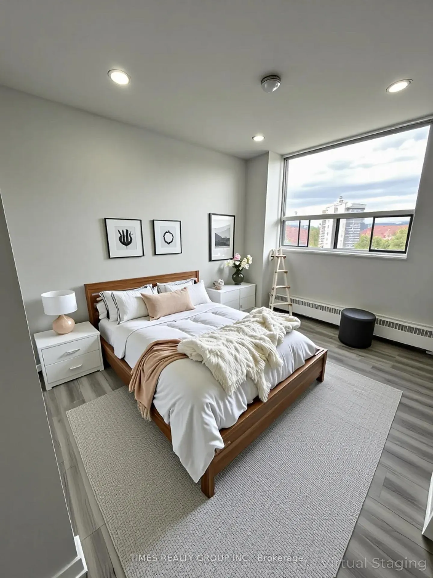 Photo 4 of Unit 208, 15 Walmer Road, Toronto, The Annex — HOMEH