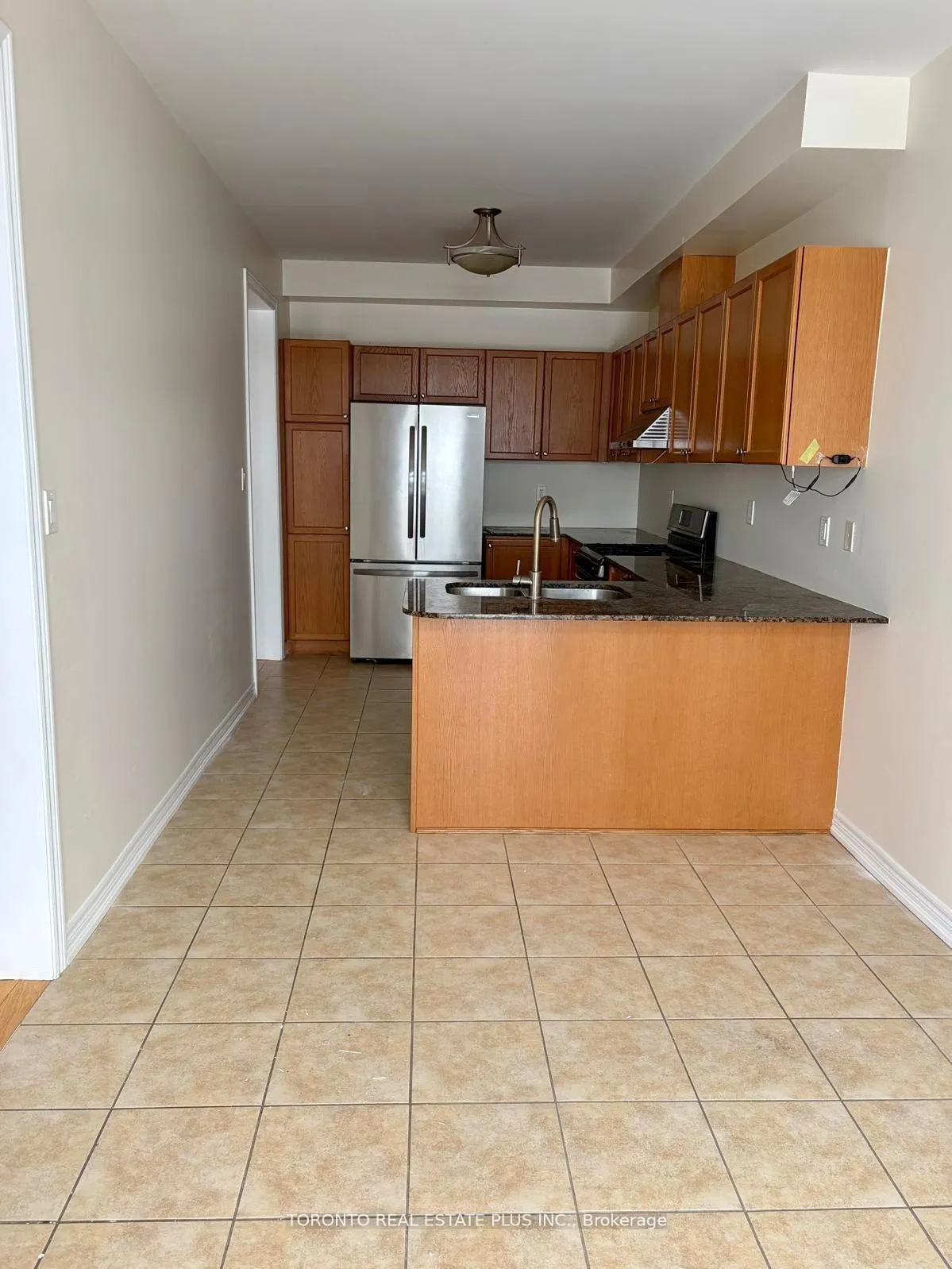 Photo 4 of 55 Staglin Court, Markham, Cathedraltown — HOMEH